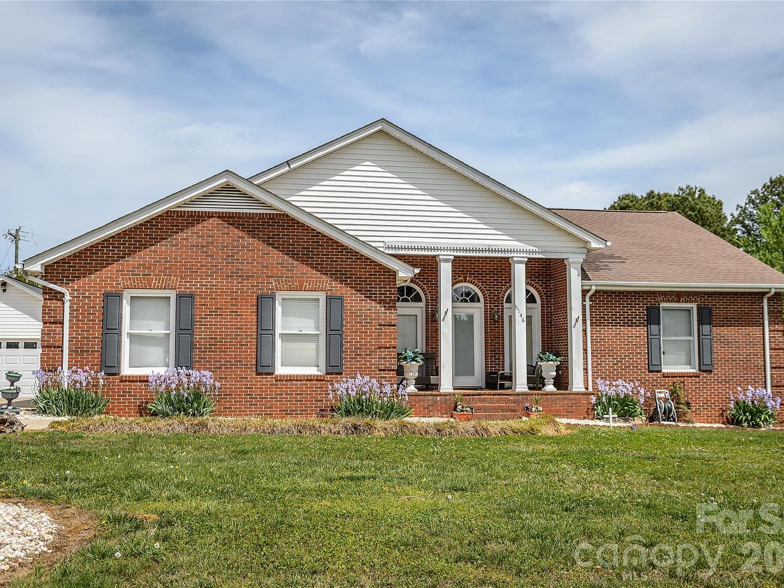 5146 Olde School Dr Hickory, NC 28602  | Single Family