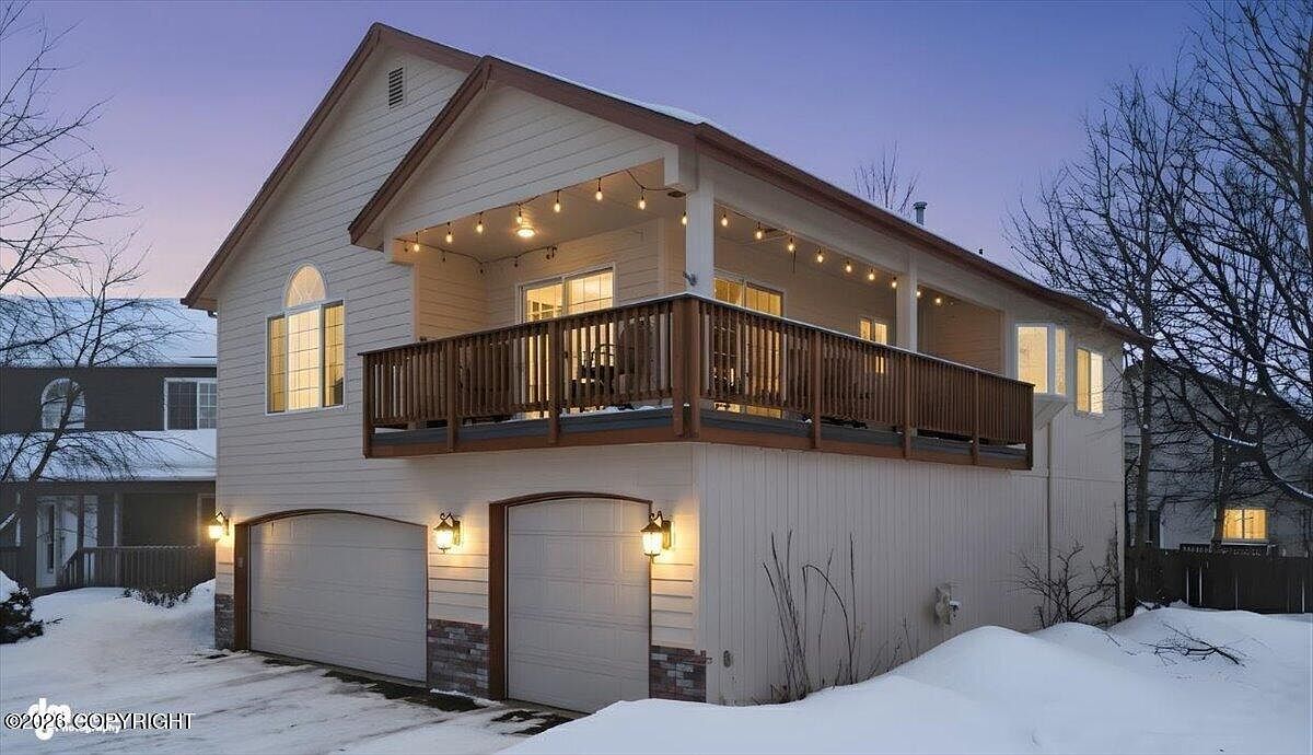 11500 Jennifer Ann Cir Anchorage, AK 99515 - Thumbnail 2