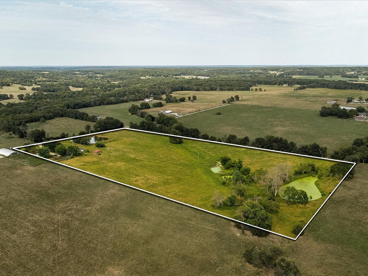 558 E 427th Rd Bolivar, MO 65613 - Thumbnail 2