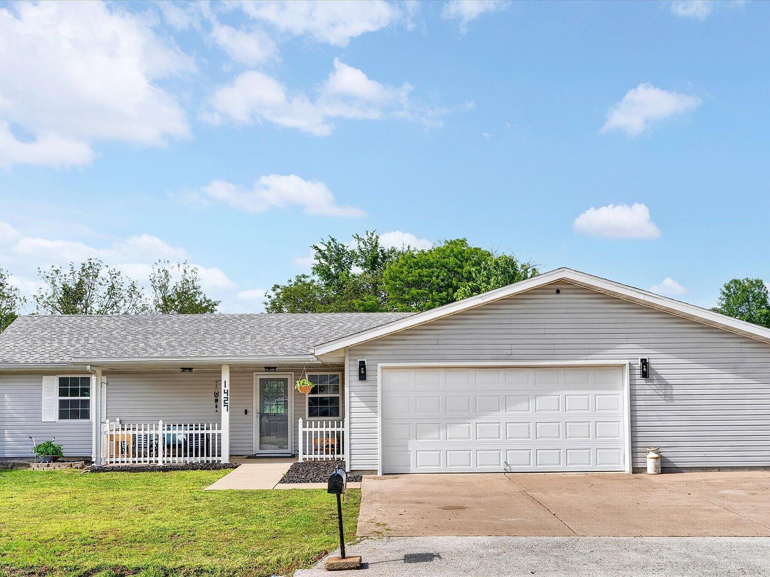 1427 Hazelwood Dr Buffalo, MO 65622, 65622