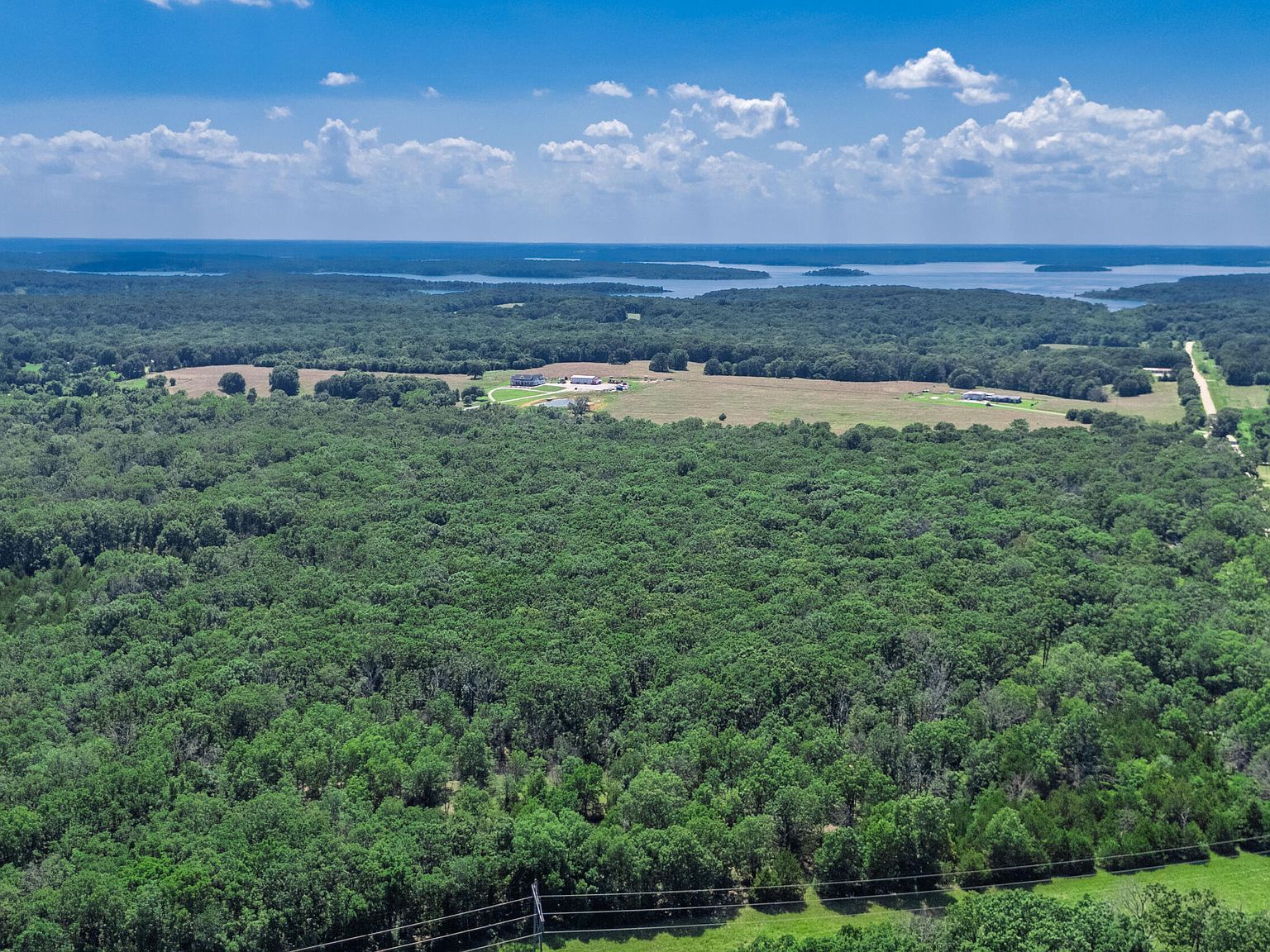 20476 E 1700th Rd Fair Play, MO 65649 - Thumbnail 2