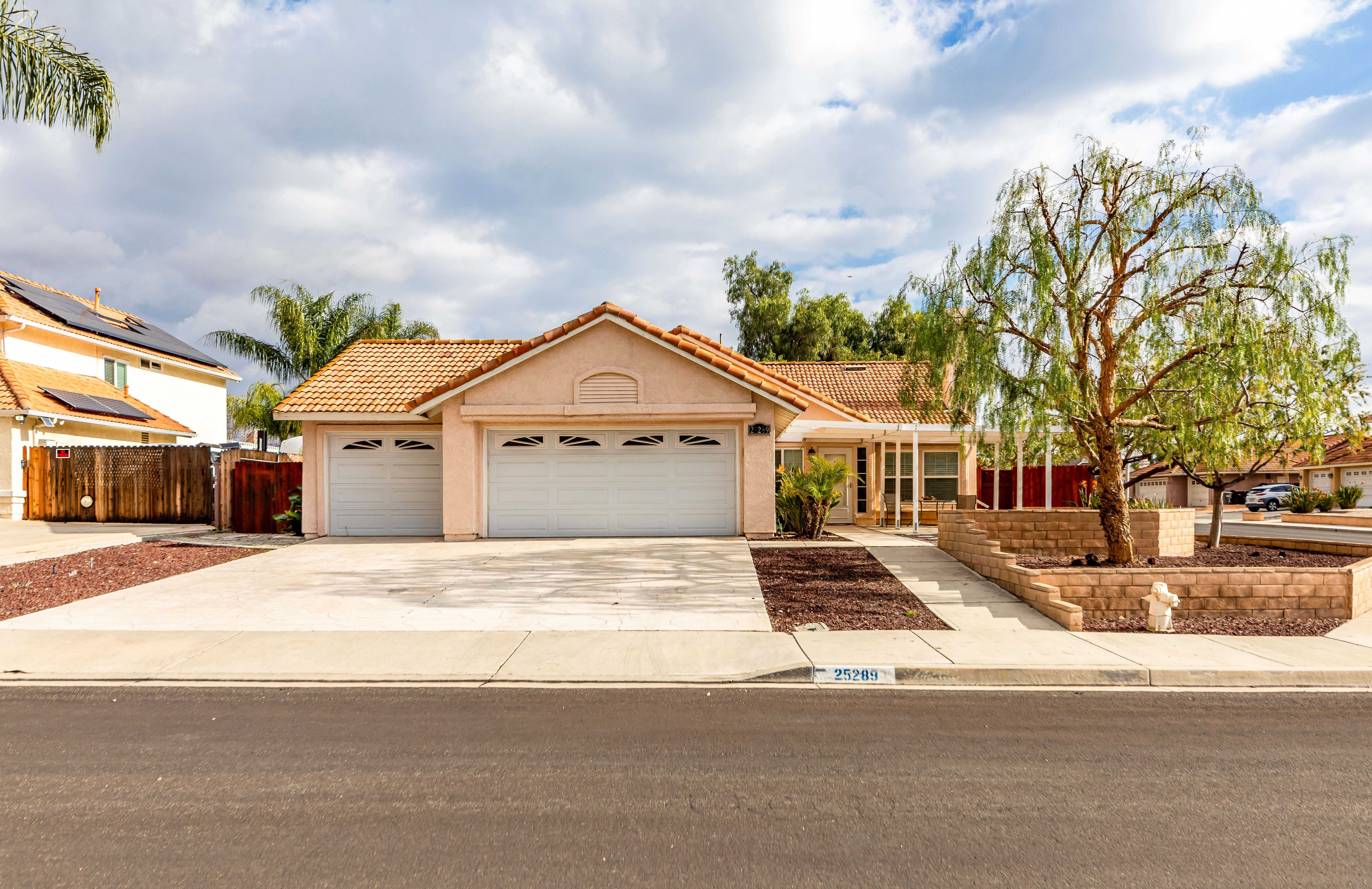 25289 Lacebark Drive, Murrieta, CA 92563, USA | Single Family