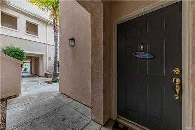 26484 Arboretum Way, Murrieta, CA 92563, USA  | Single Family