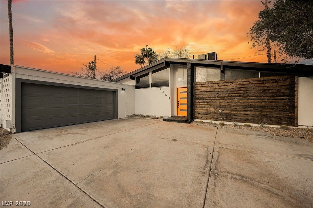 3369 Nahatan Way Las Vegas, NV 89169 - Thumbnail 2