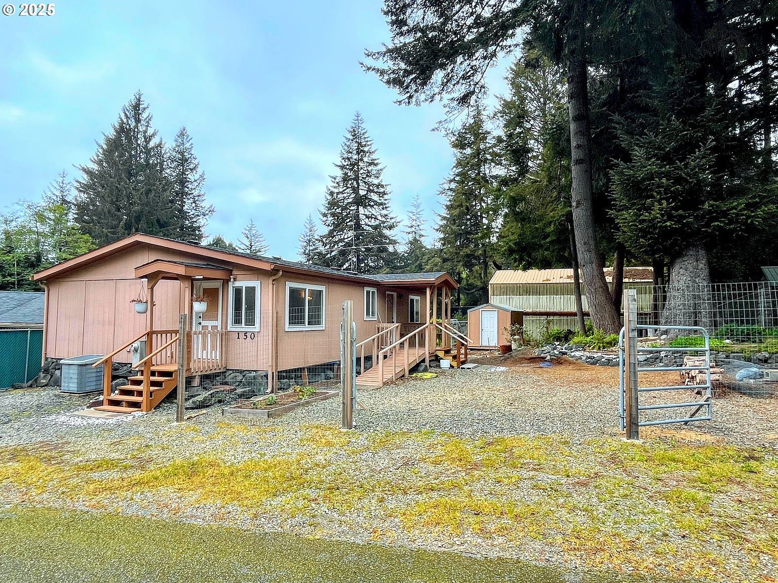 150 Woodglen St Port Orford, OR 97465, 97465