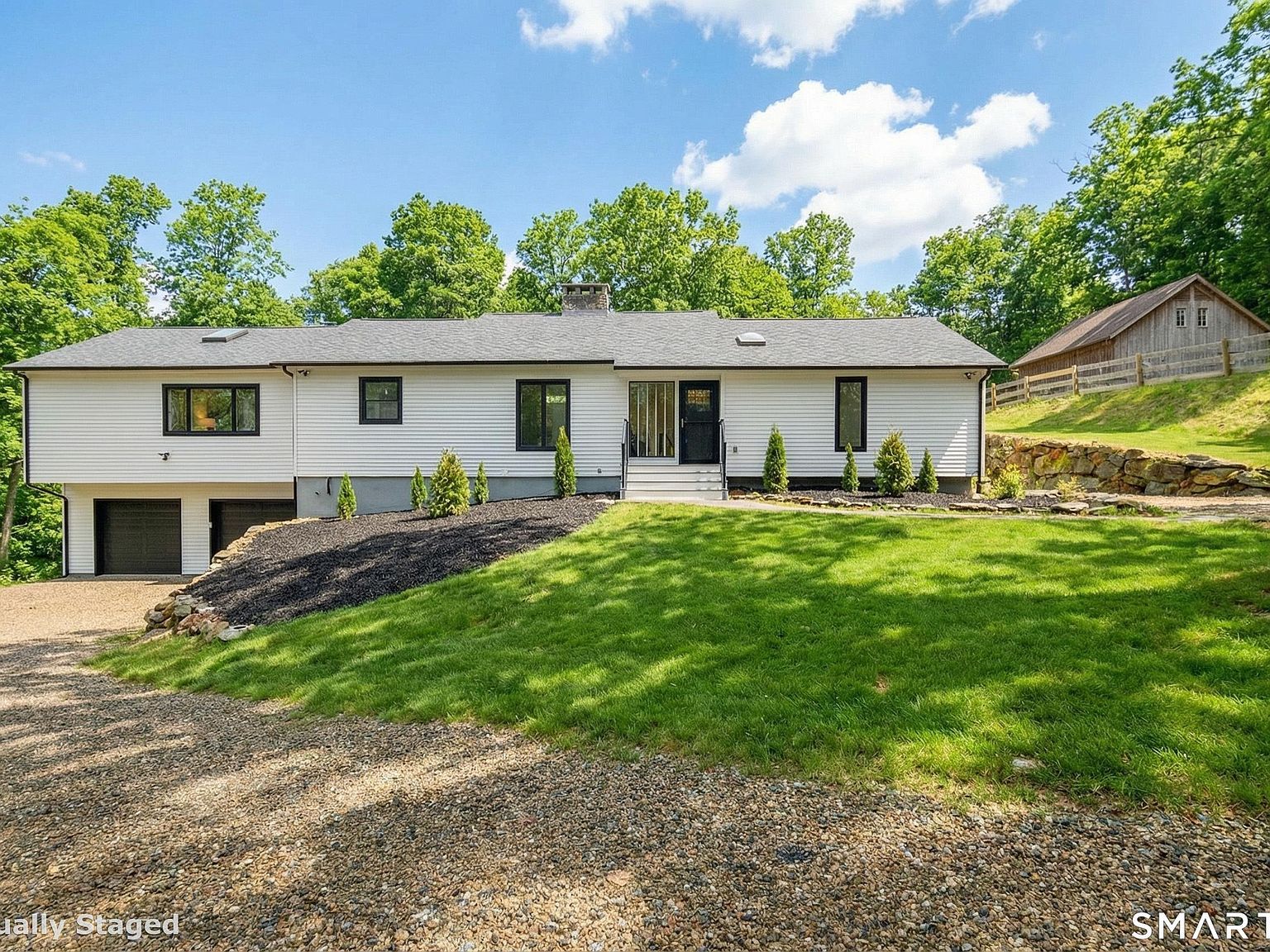 4 Windy Woods Cir Newtown, CT 06470 - Thumbnail 2