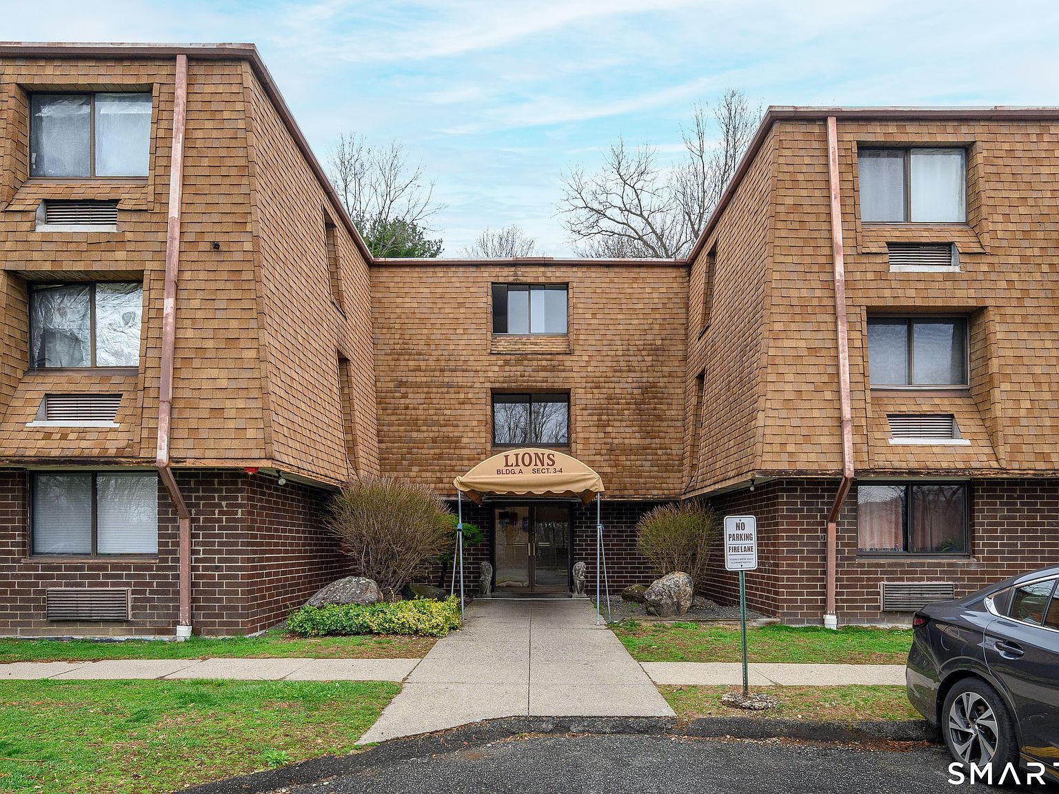 126 Triangle St APT A32 Danbury, CT 06810  | Condominium