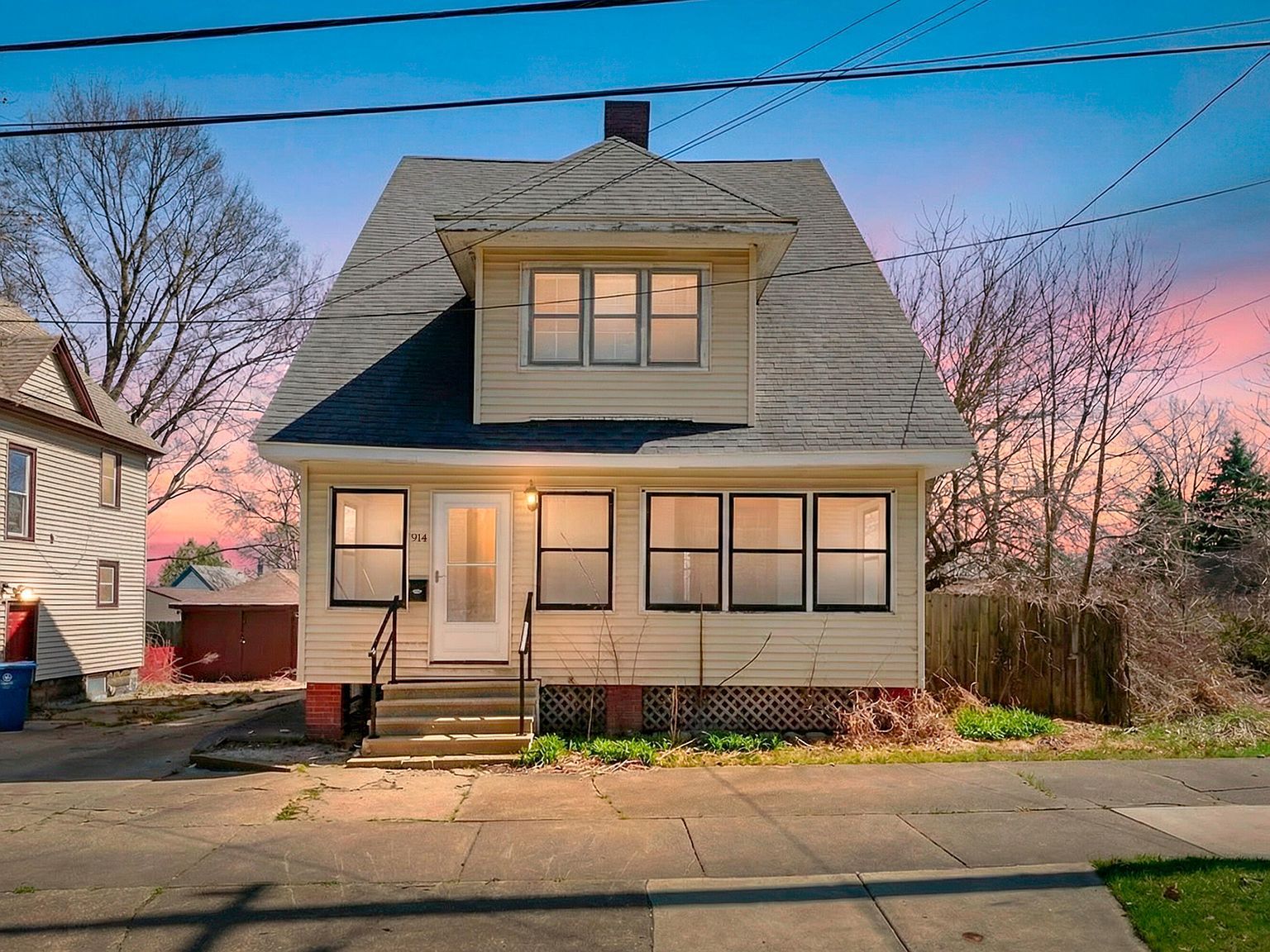 914 Denner St Kalamazoo, MI 49006  | Single Family