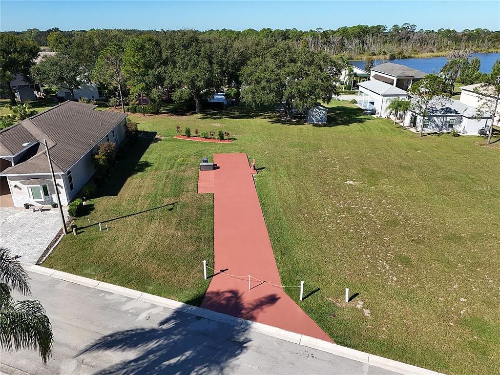 1052 Caravan Loop #94 Polk City, FL 33868 - Thumbnail 2