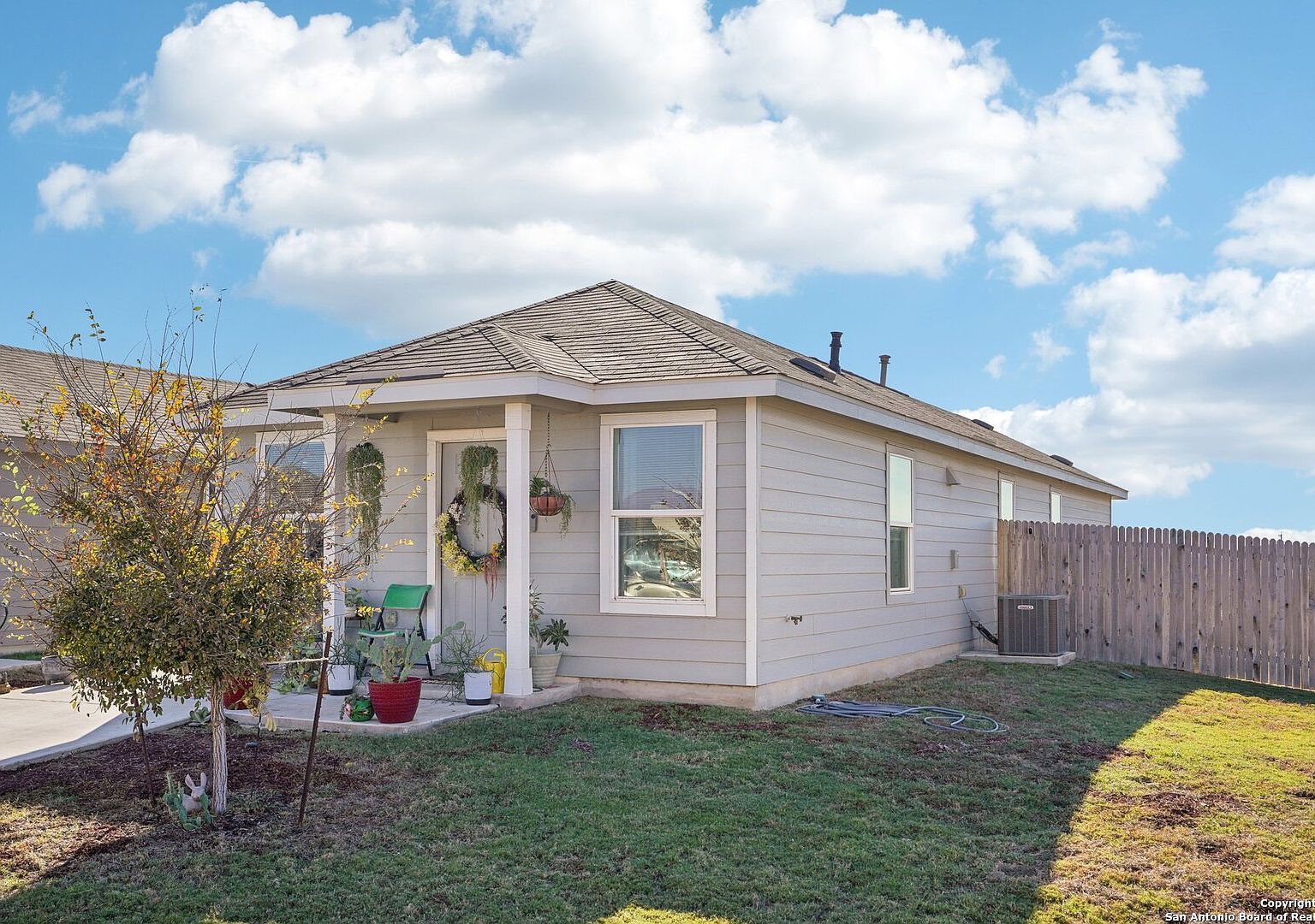 14010 Llama Pl San Antonio, TX 78252 - Thumbnail 2