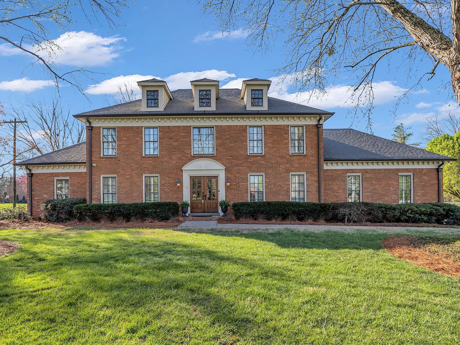 9221 Hunterboro Dr Brentwood, TN 37027 - Thumbnail 2