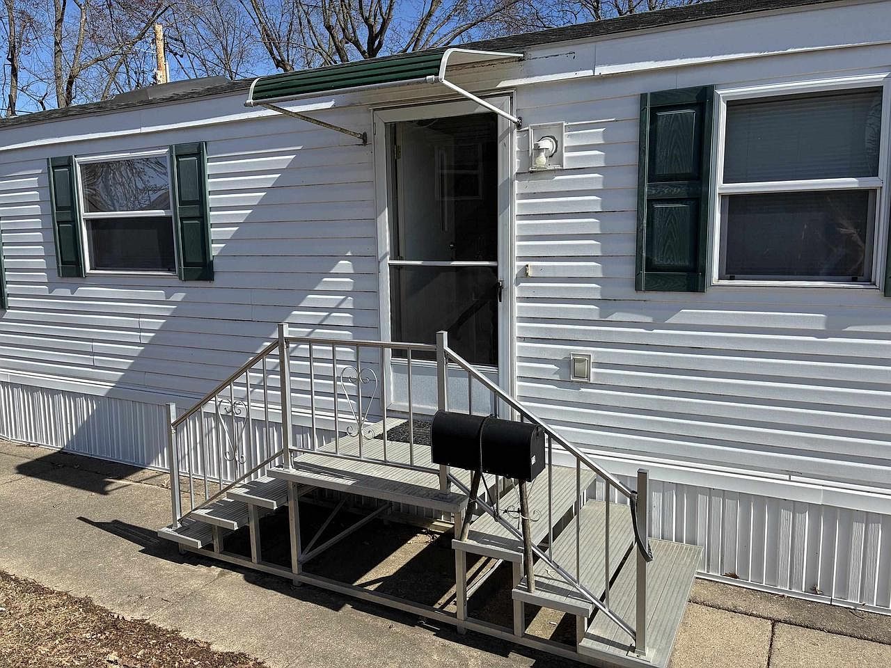 73 Redwing Ln Madison, WI 53704  | New build