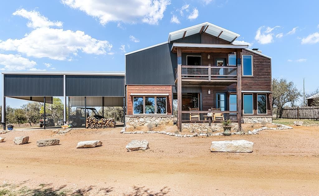 100 Five Star Trl Fredericksburg, TX 78624  | Single Family