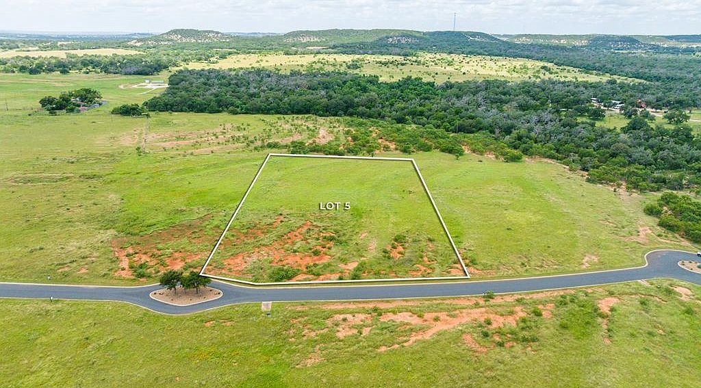 5 Harvest Hills Ln Fredericksburg, TX 78624 - Thumbnail 2