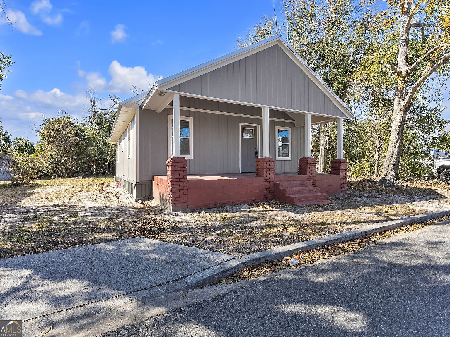 604 Holiday St Valdosta, GA 31601 - Thumbnail 2