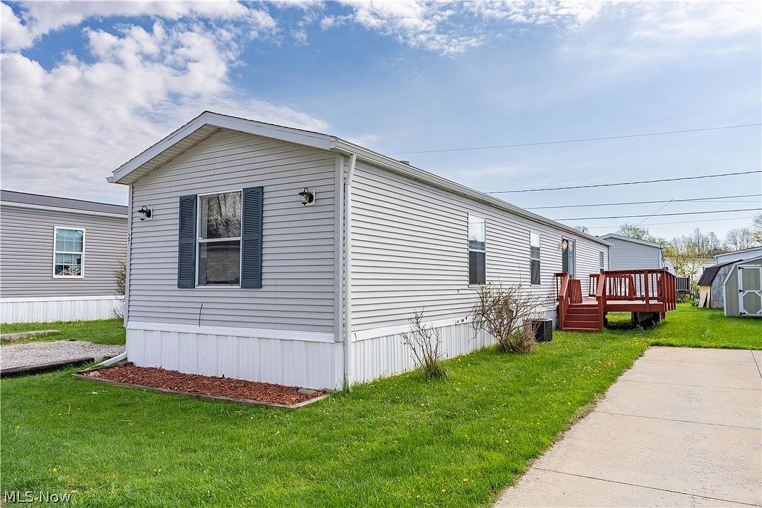 100 Keenan Ellen #27 Peninsula, OH 44264  | New build
