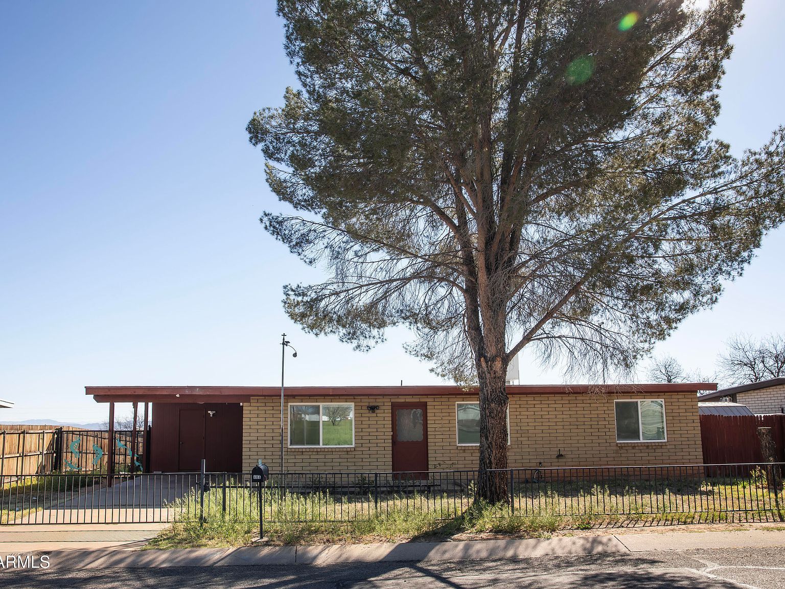 404 3rd St Huachuca City, AZ 85616 - Thumbnail 2