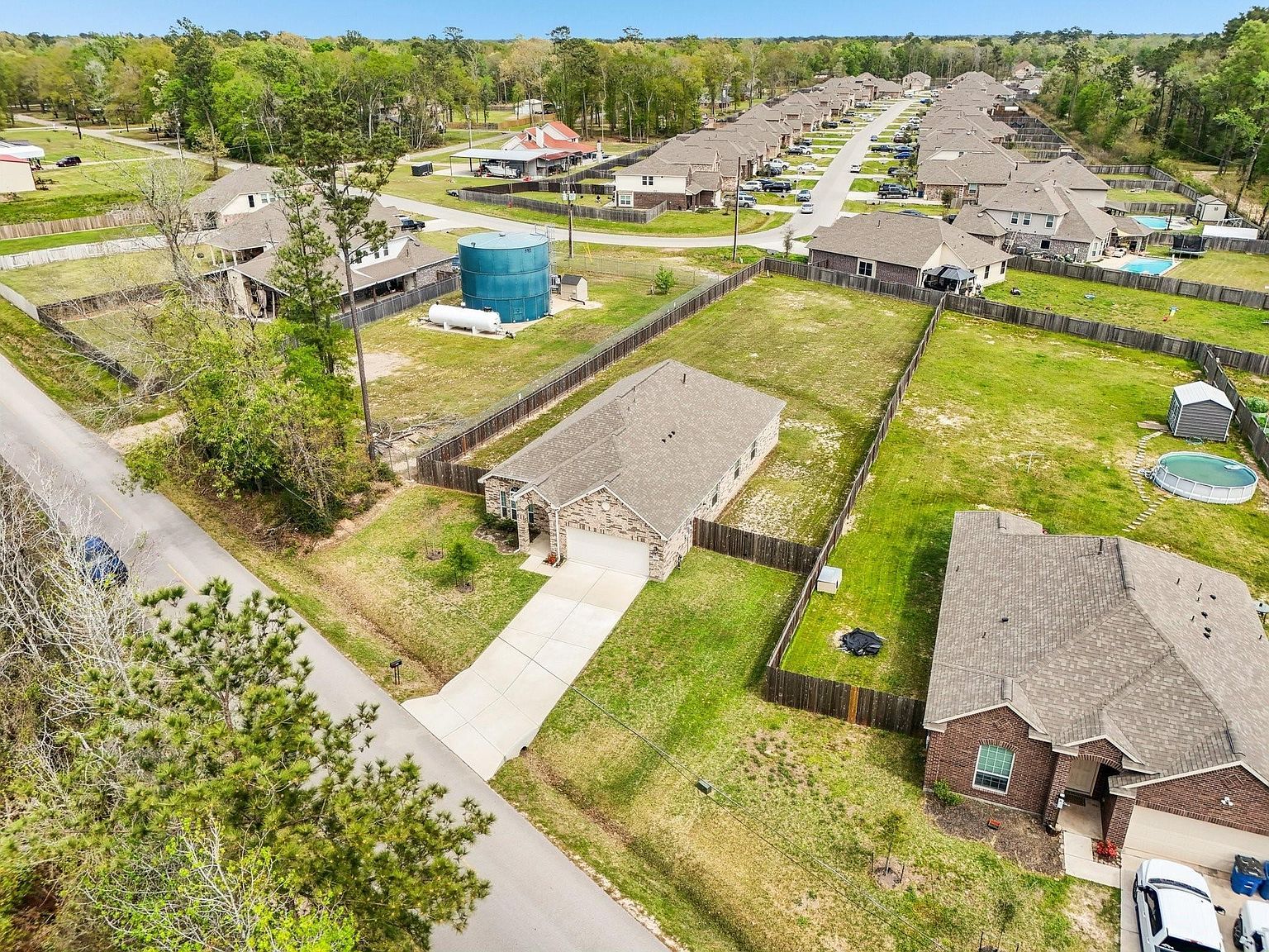 18473 Railroad Ave New Caney, TX 77357 - Thumbnail 2