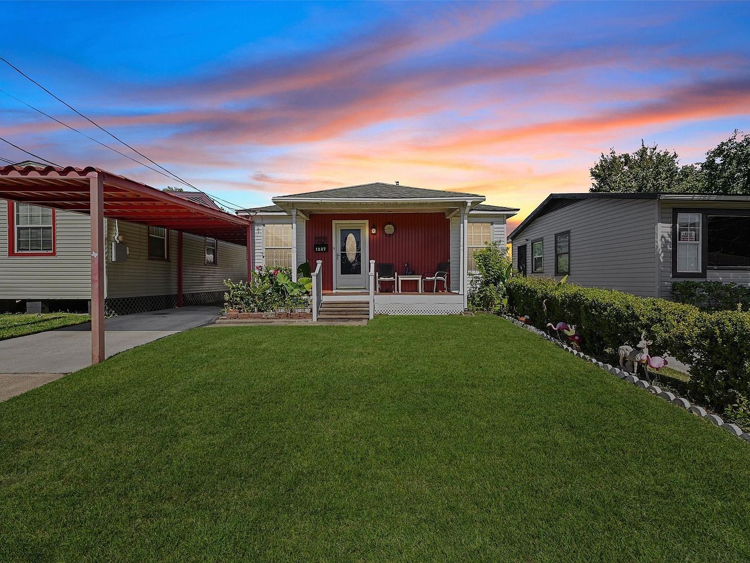 1227 Common Park Dr Houston, TX 77009 - Thumbnail 2