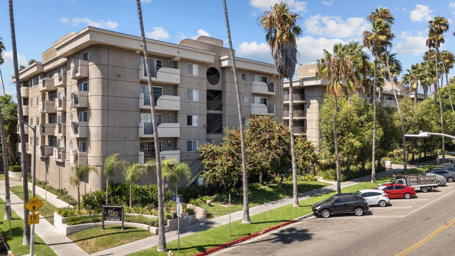 345 South Alexandria Avenue #304, Los Angeles, CA, USA, 90020  | Condominium