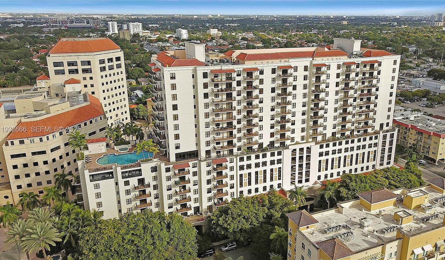 888 S Douglas Rd APT 1203 Coral Gables, FL 33134 - Thumbnail 2