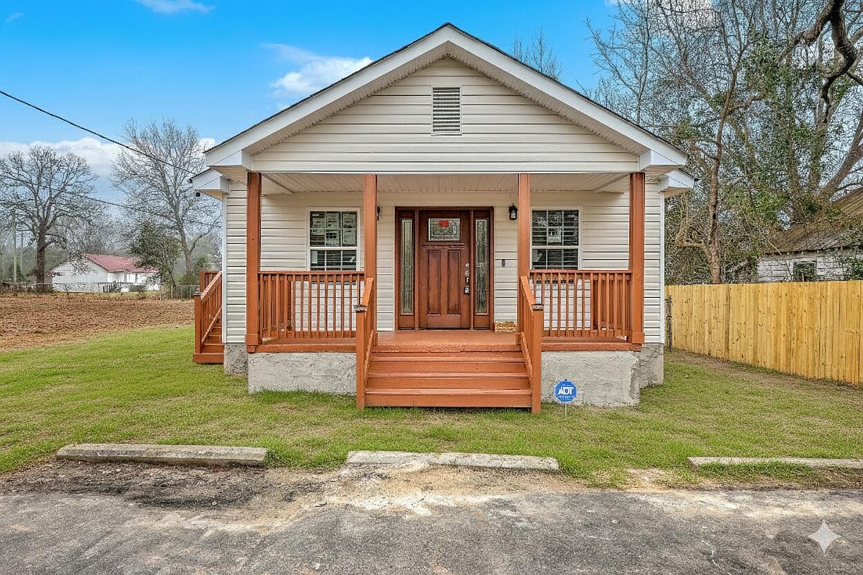 825 1st St Orangeburg, SC 29115 - Thumbnail 2