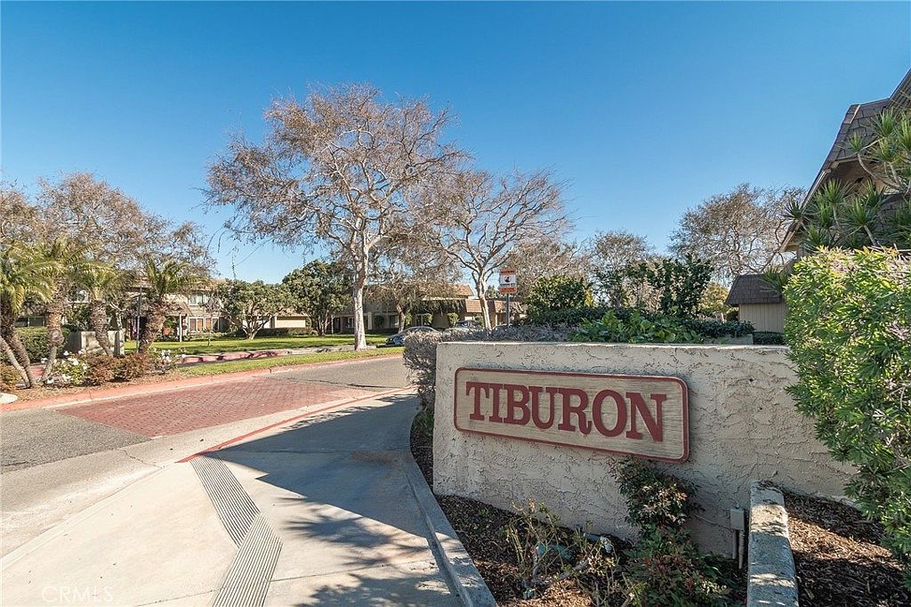 18237 Solano River Ct Fountain Valley, CA 92708 - Thumbnail 2