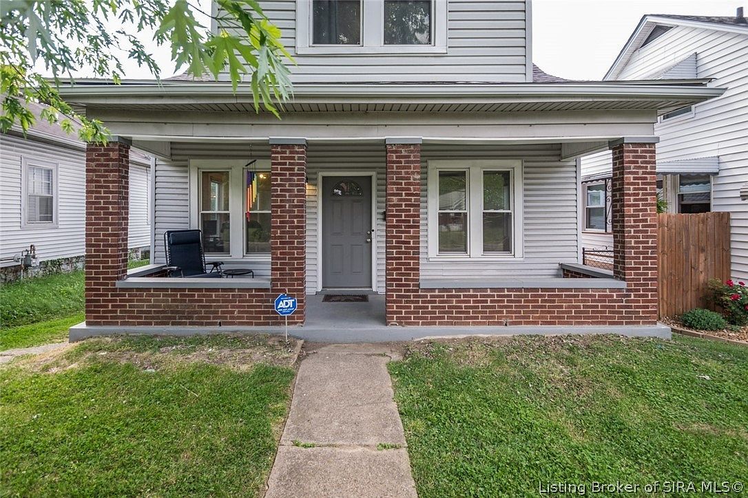 2407 Charlestown Rd New Albany, IN 47150, 47150