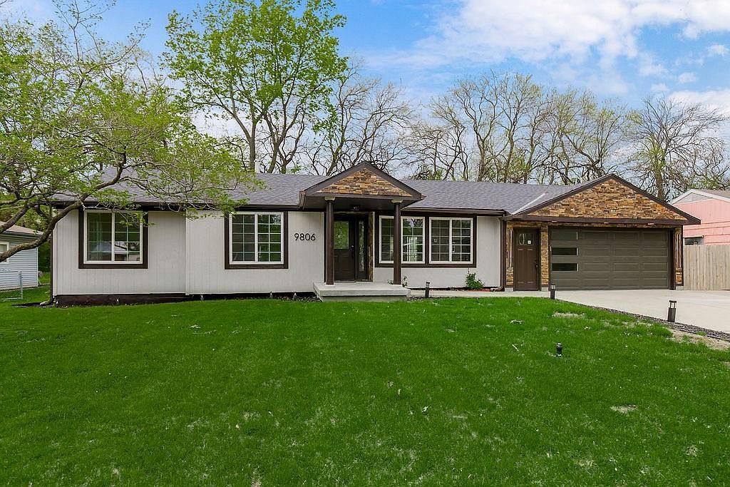 9806 Bennington Ave Kansas City, MO 64134  | Single Family