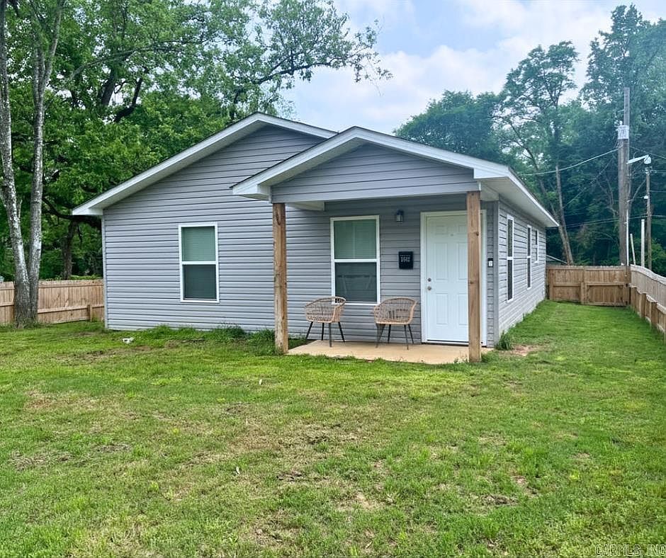 1733 Caddo St Arkadelphia, AR 71923, 71923