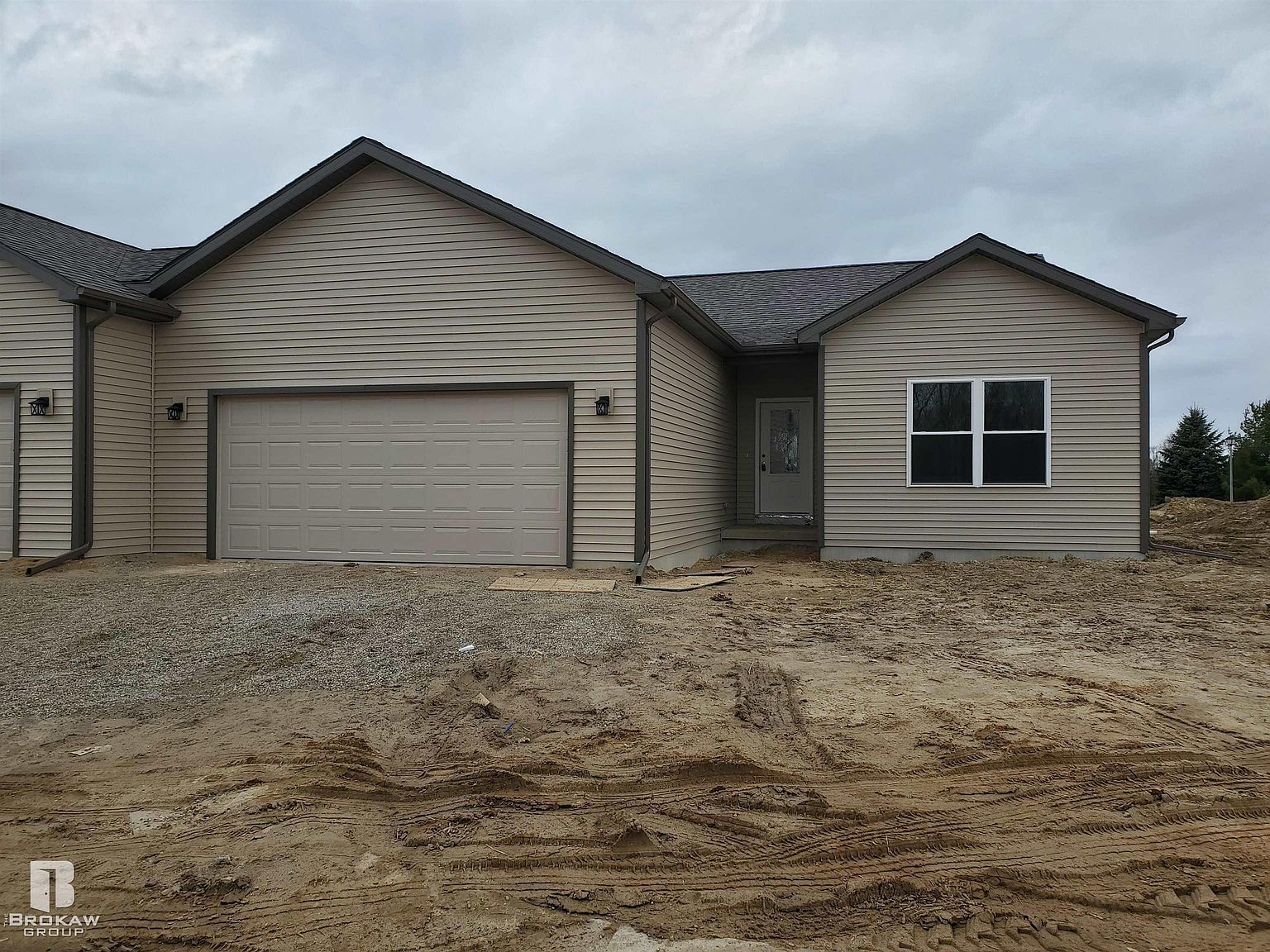 3367 Mesdowridge Ct Davison, MI 48423 - Thumbnail 2