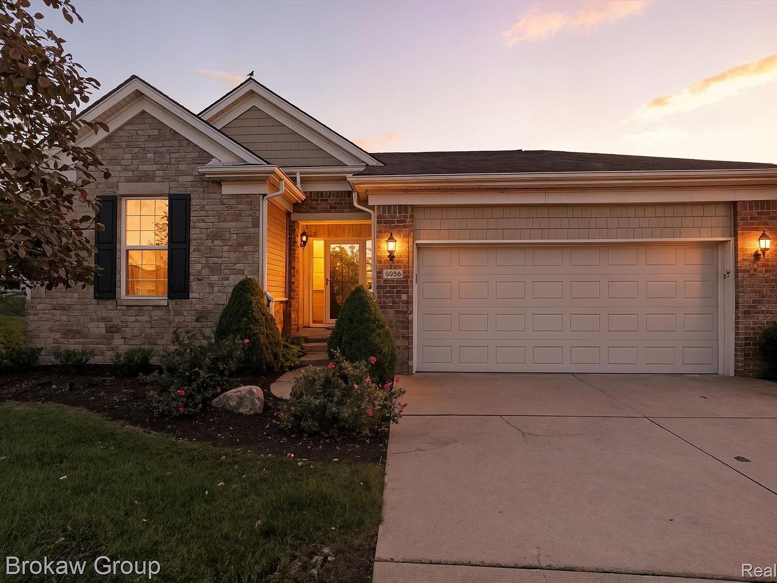 6334 Prairie Dunes Dr Grand Blanc, MI 48439 - Thumbnail 2