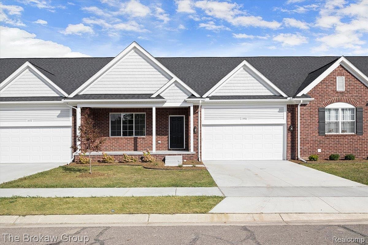 1468 Lincoln St Lapeer, MI 48446 - Thumbnail 2