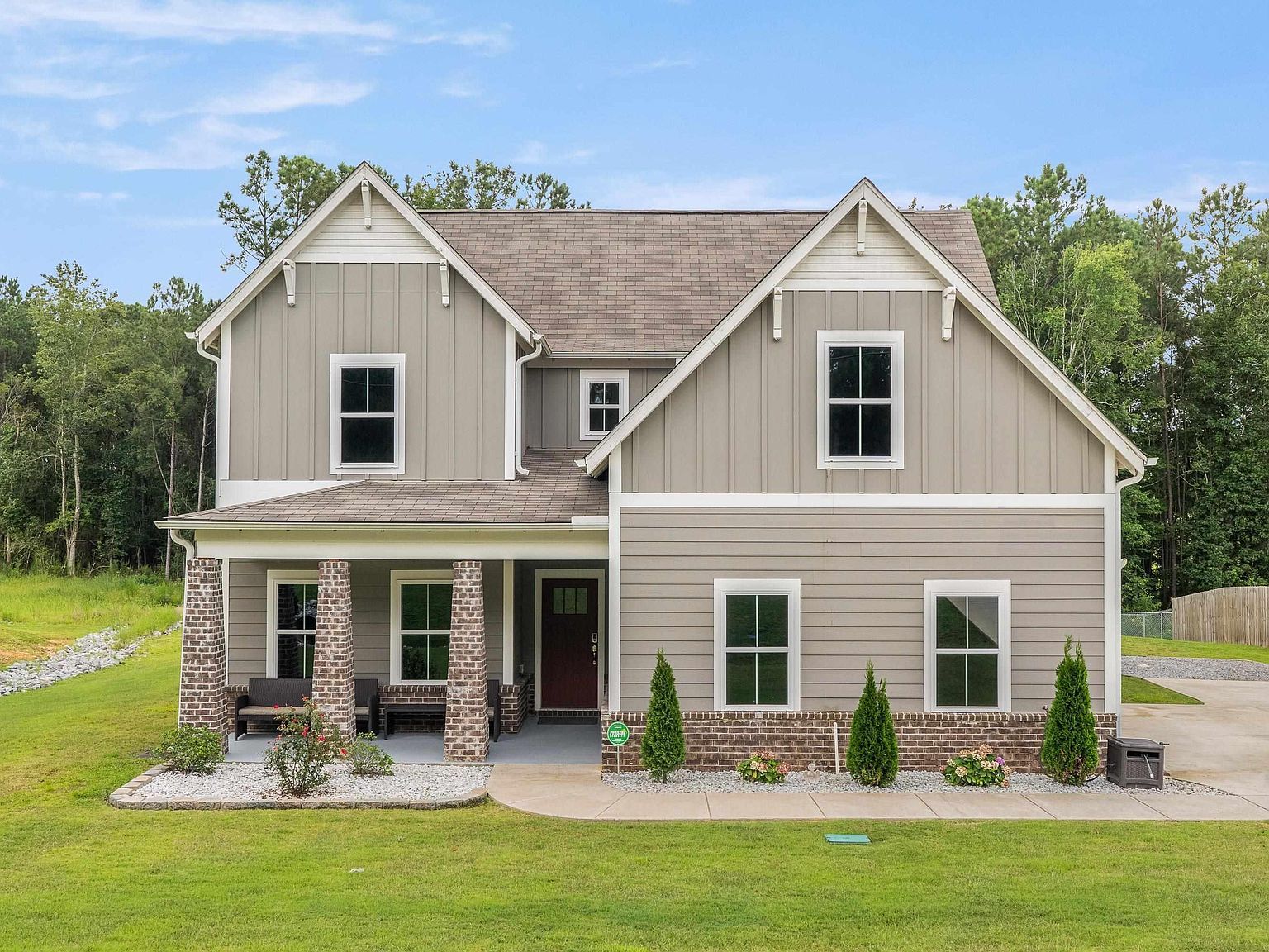 1673 McKesie St Riverside, AL 35135 - Thumbnail 2