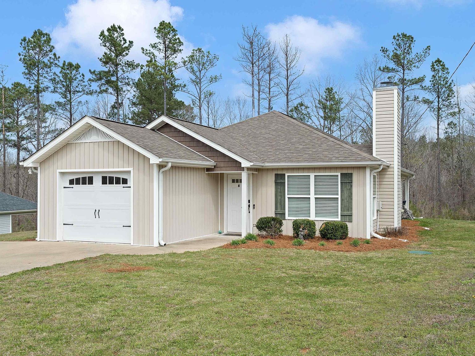 760 Magnolia Crest Ct Odenville, AL 35120  | Single Family