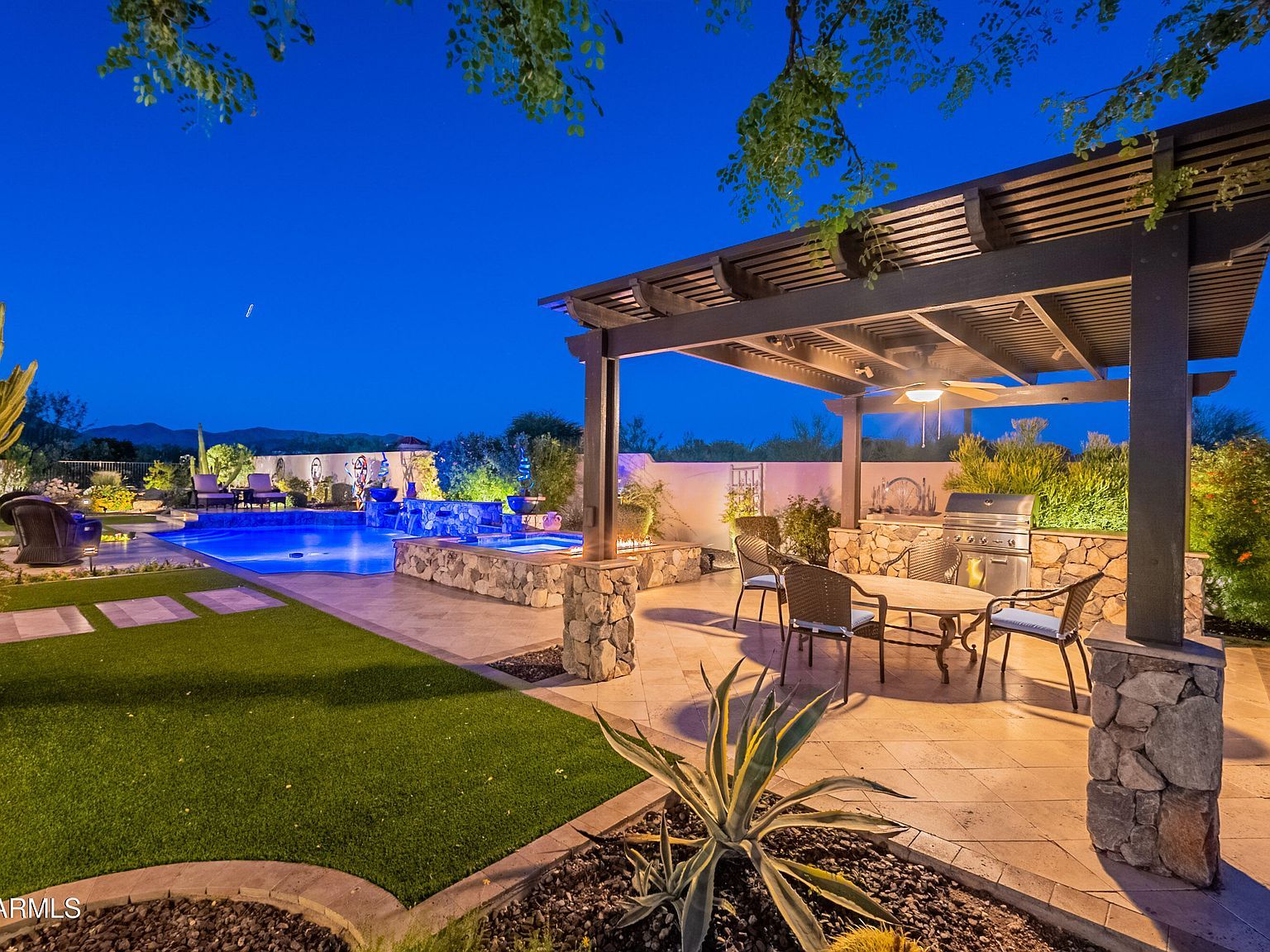 8563 E Tumbleweed Dr Scottsdale, AZ 85266 - Thumbnail 2