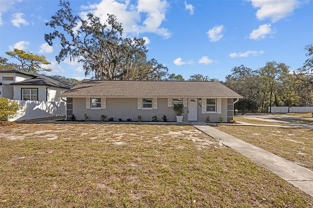 1682 Wilmar Ave Tarpon Springs, FL 34689 - Thumbnail 2