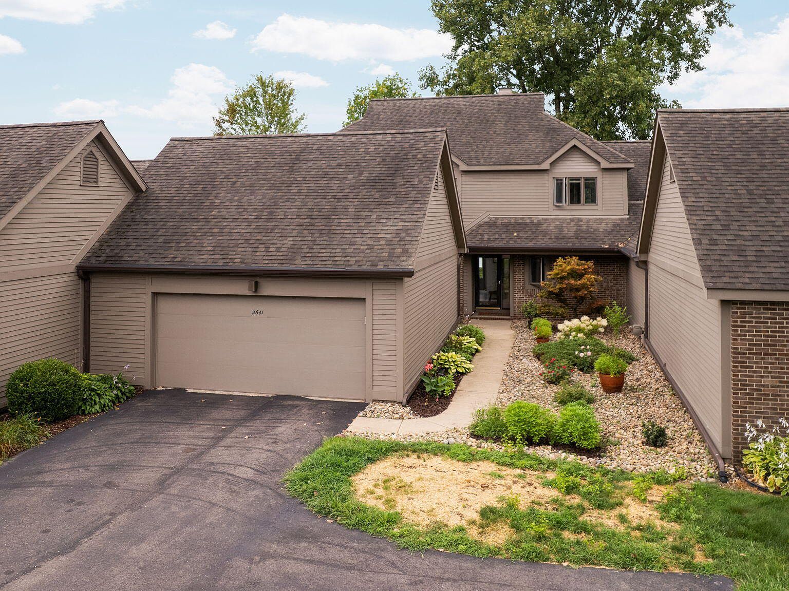 2641 Aspen Rd Ann Arbor, MI 48108 - Thumbnail 2