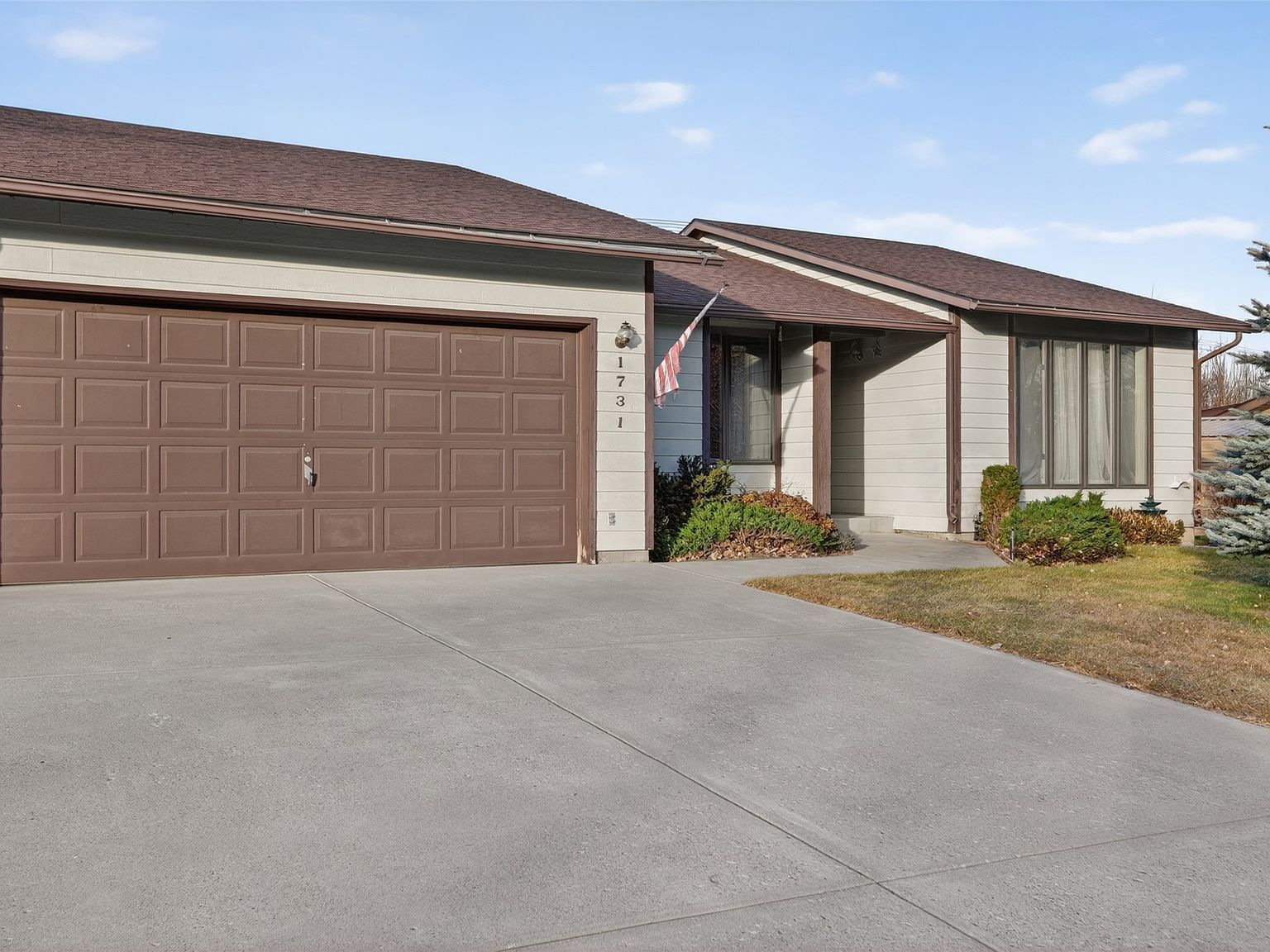 1731 Park Garden Rd Great Falls, MT 59404 - Thumbnail 2