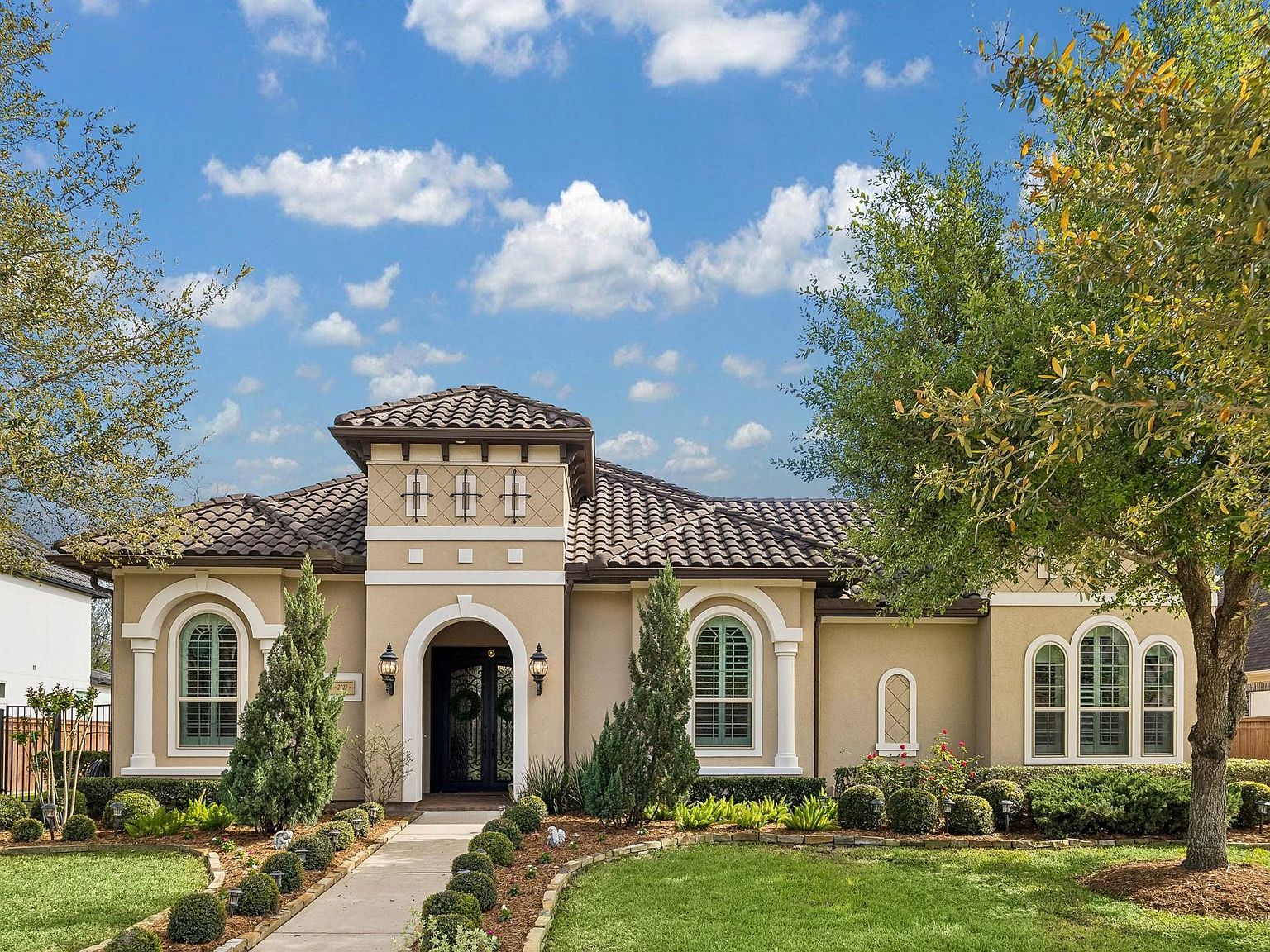 2322 Red Fox Dr Missouri City, TX 77459  | Single Family