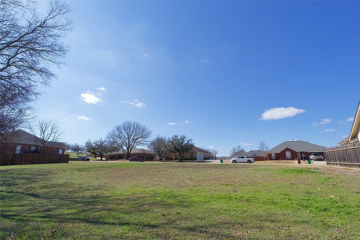 Southtown Dr, Muenster, TX, 76252 - Thumbnail 2