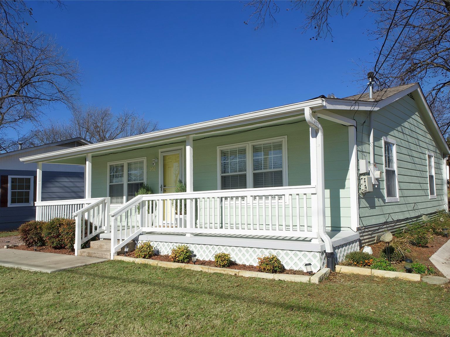 201 Water St Whitesboro, TX 76273 - Thumbnail 2