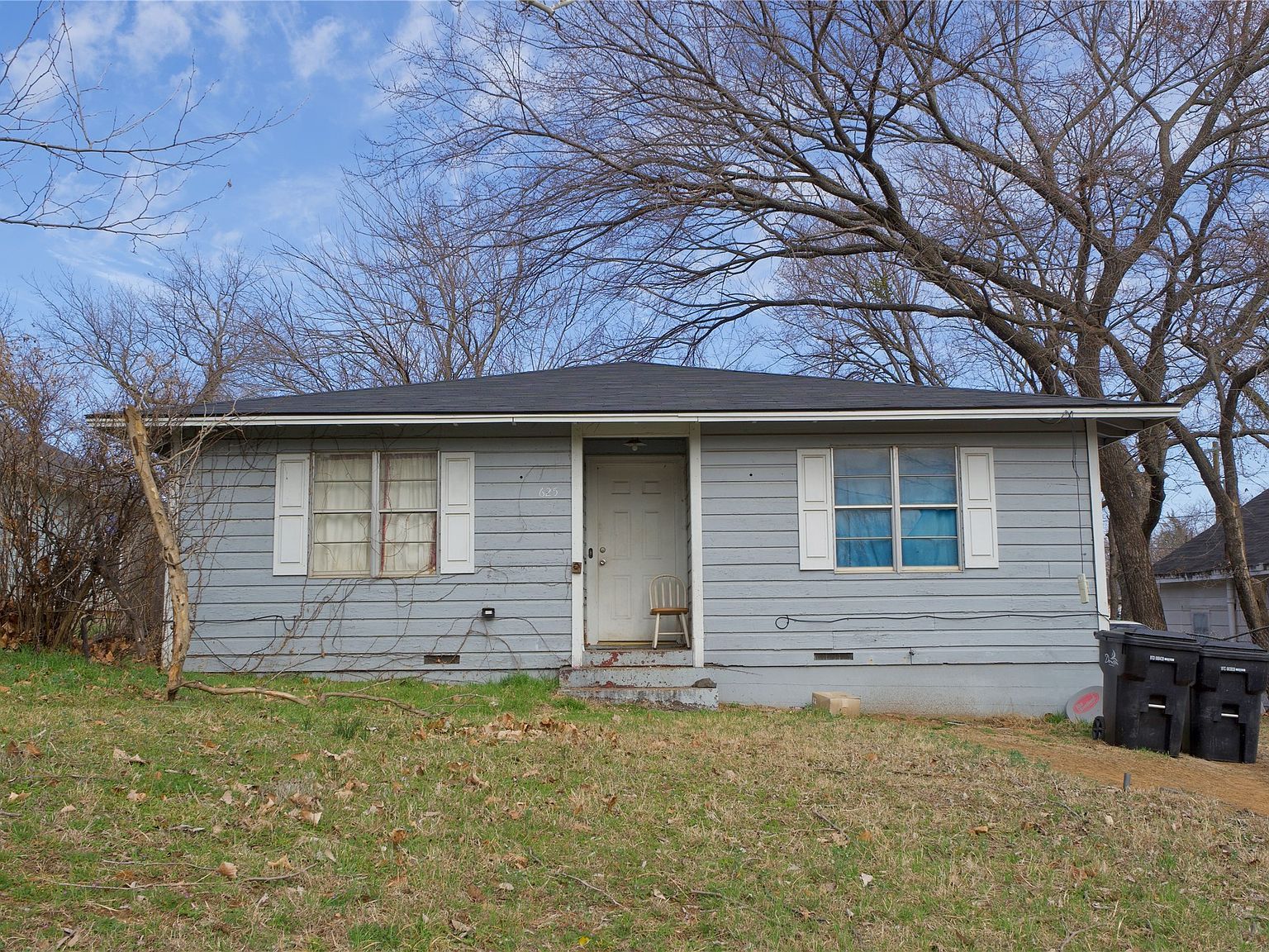 625 E Main St Denison, TX 75021  | Single Family