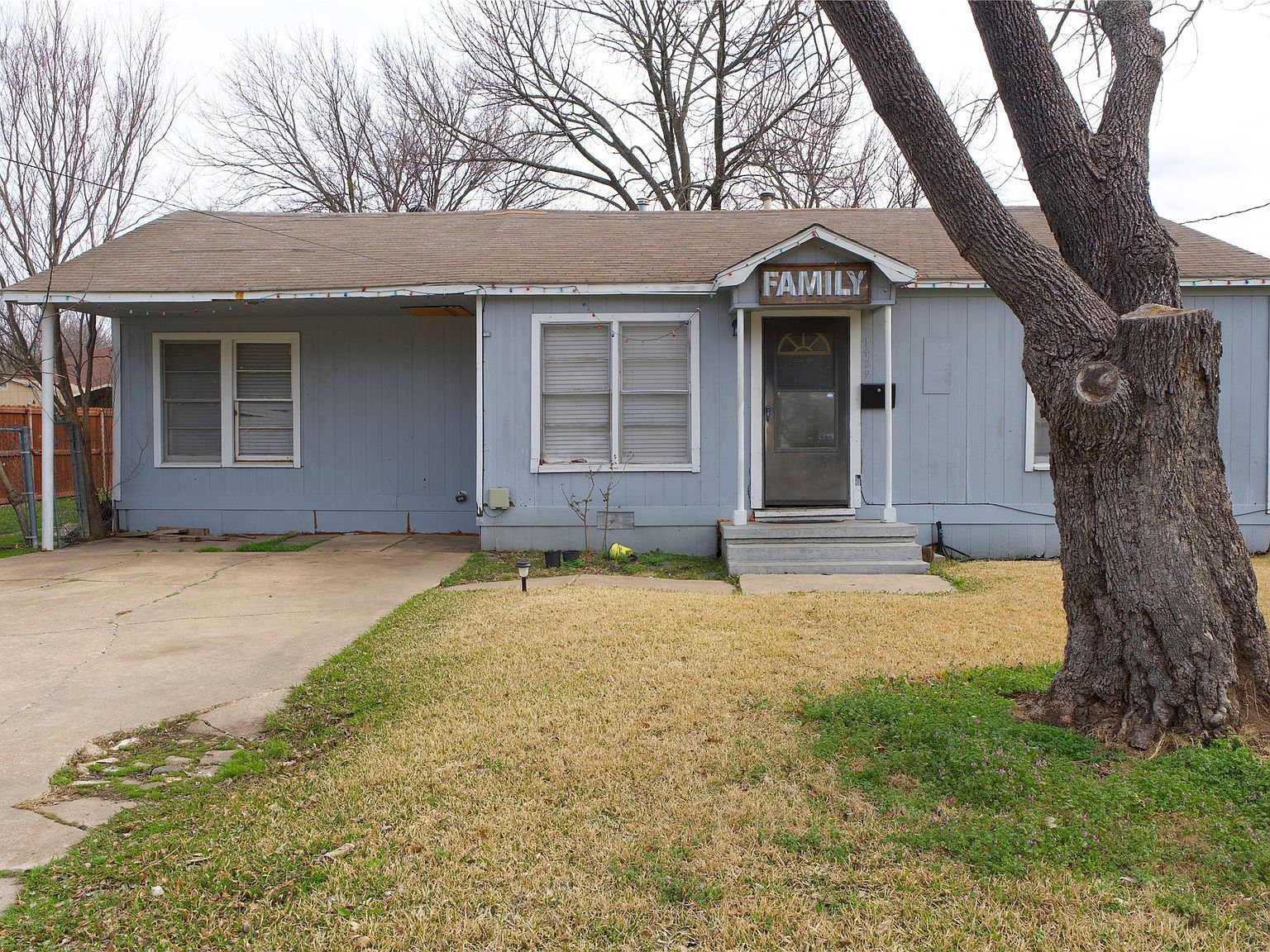 1429 S Elm St Sherman, TX 75090  | Single Family