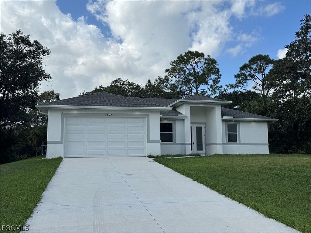 1304 Andover Dr Banyan Village, FL 33935 - Thumbnail 2