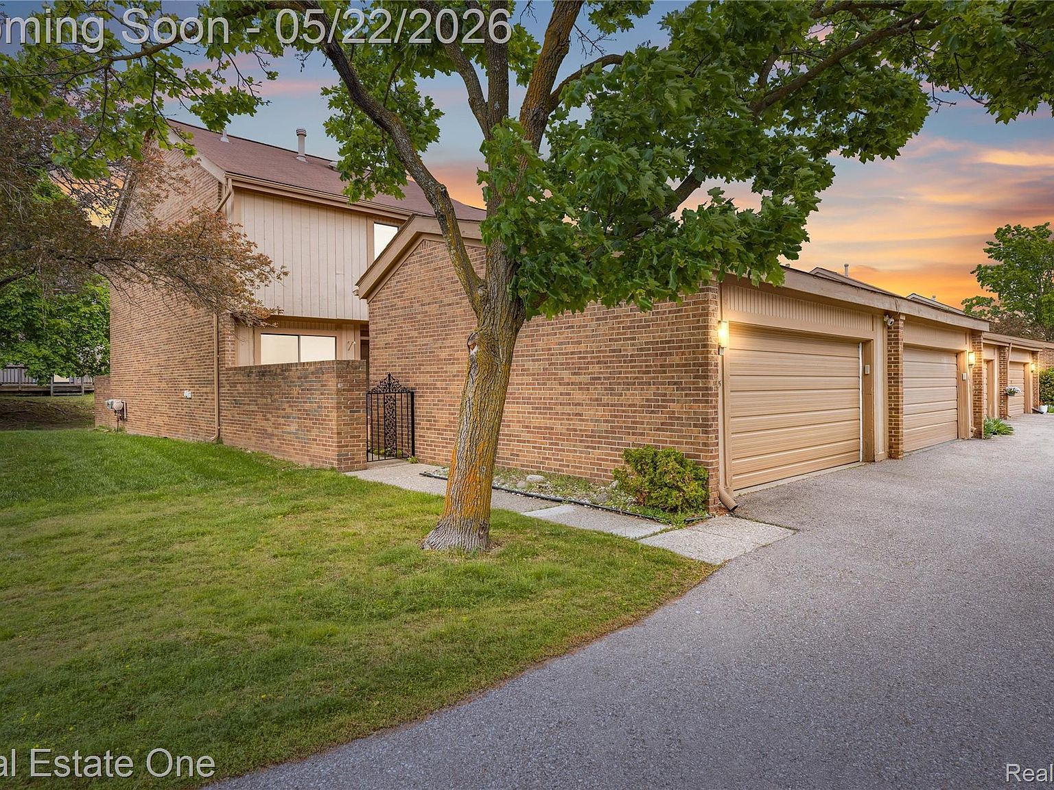 5345 Wright Way W West Bloomfield, MI 48322, 48322