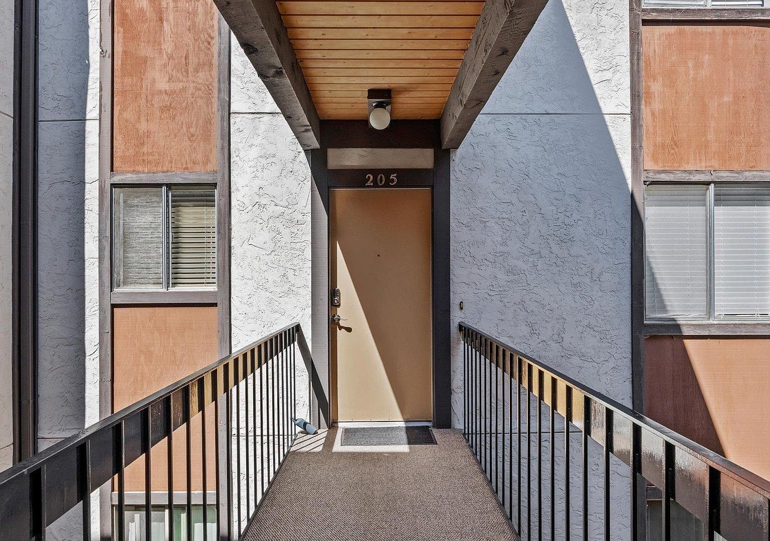 3150 Lakeside Dr APT 205 Grand Junction, CO 81506 - Thumbnail 2