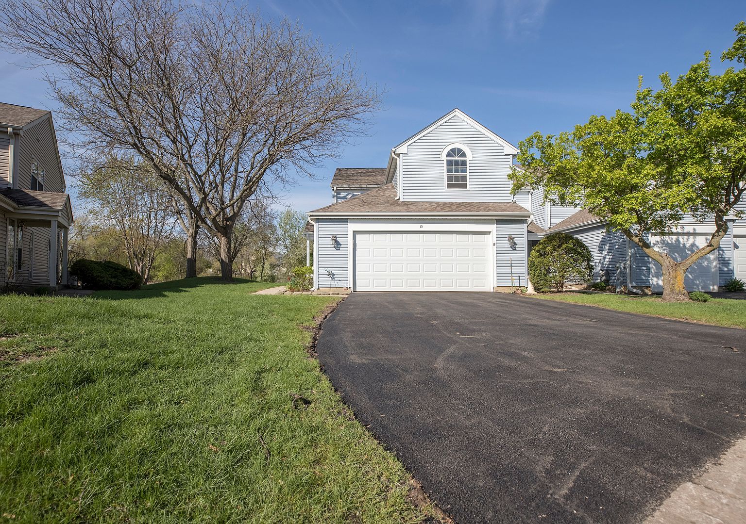 81 King Dr Streamwood, IL 60107  | New build