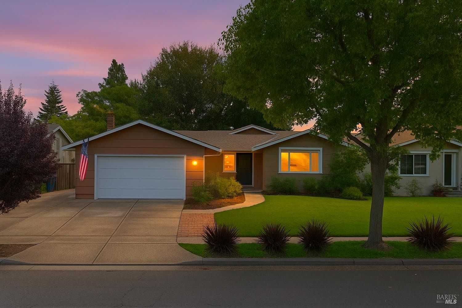 1605 Sequoia St Napa, CA 94558 - Thumbnail 2