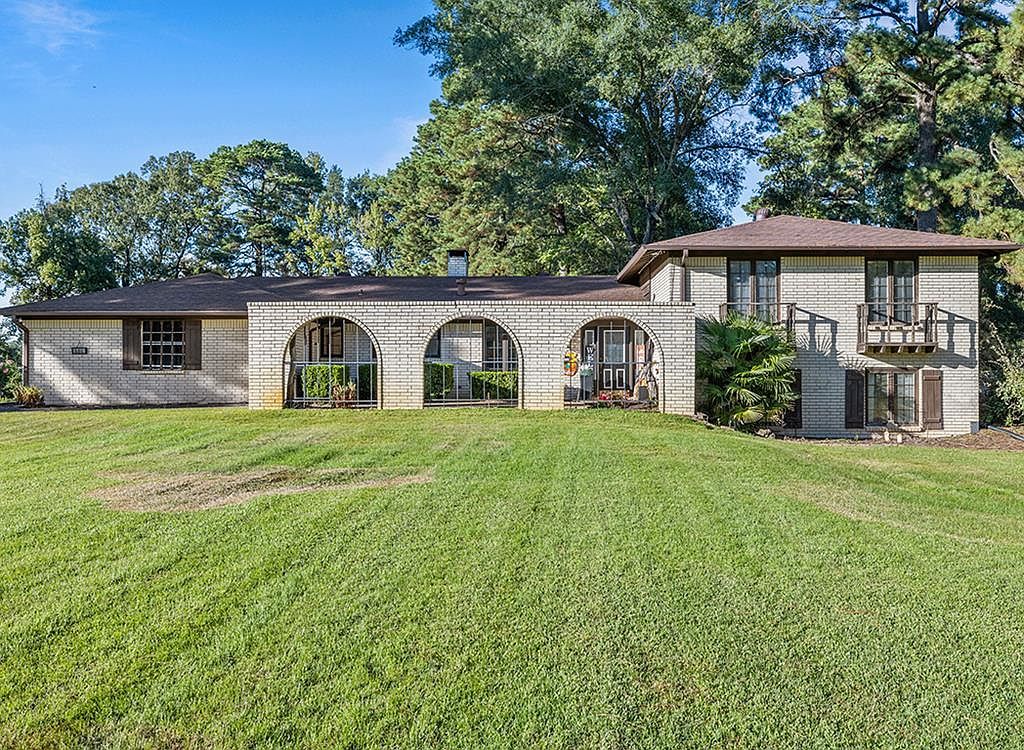 1720 Crestview St Ashdown, AR 71822 - Thumbnail 2